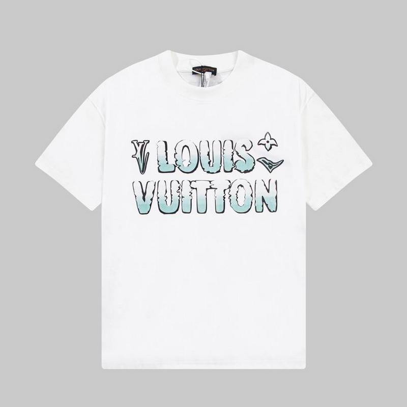 Louis Vuitton Men's T-shirts 48